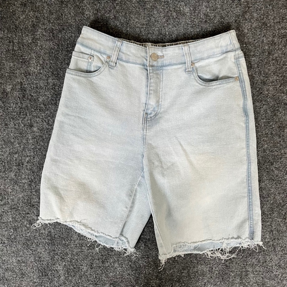 No Boundaries Light Wash Denim Bermuda Shorts Raw Hem Elastic Back Waistband
